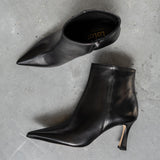 Bot met spitse punt - Zwart