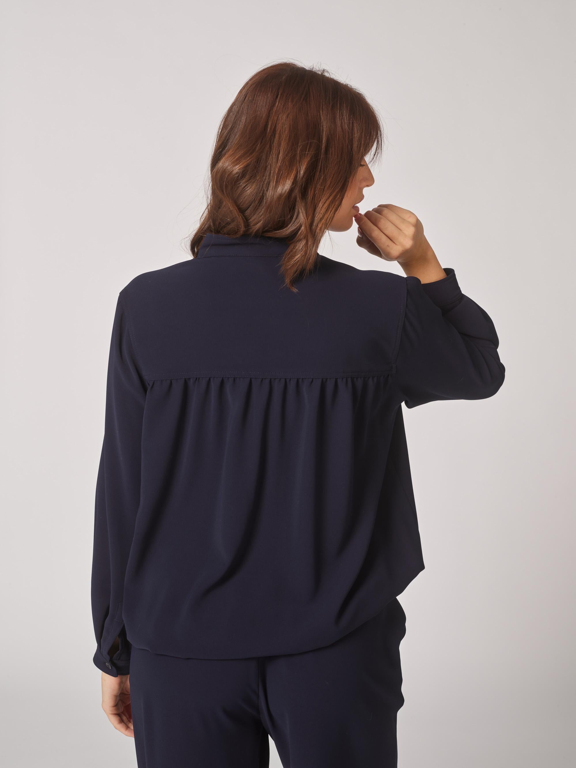 Soepelvallende blouse met rekker - Navy