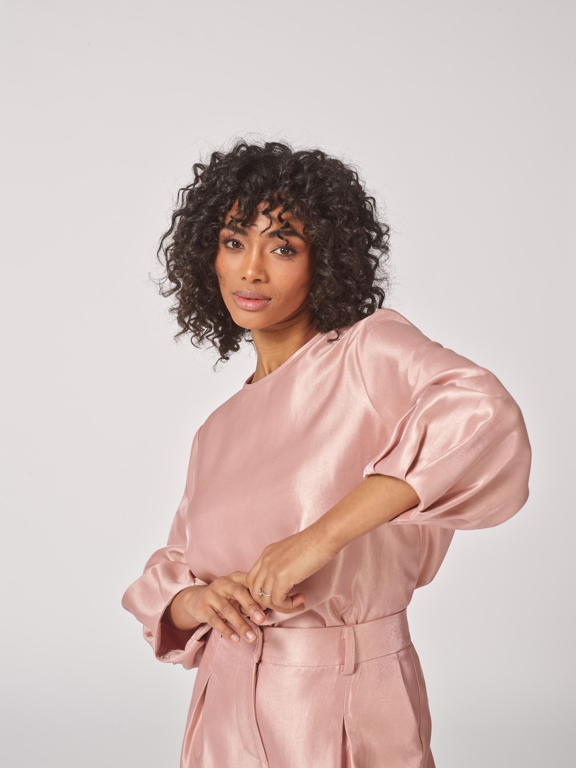 Blouse in satijn met mouw detail - Light Pink