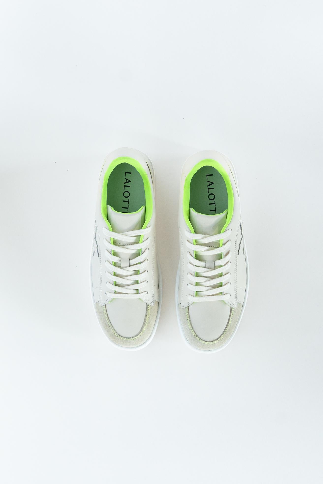 Sneaker - Off White / Neon Green