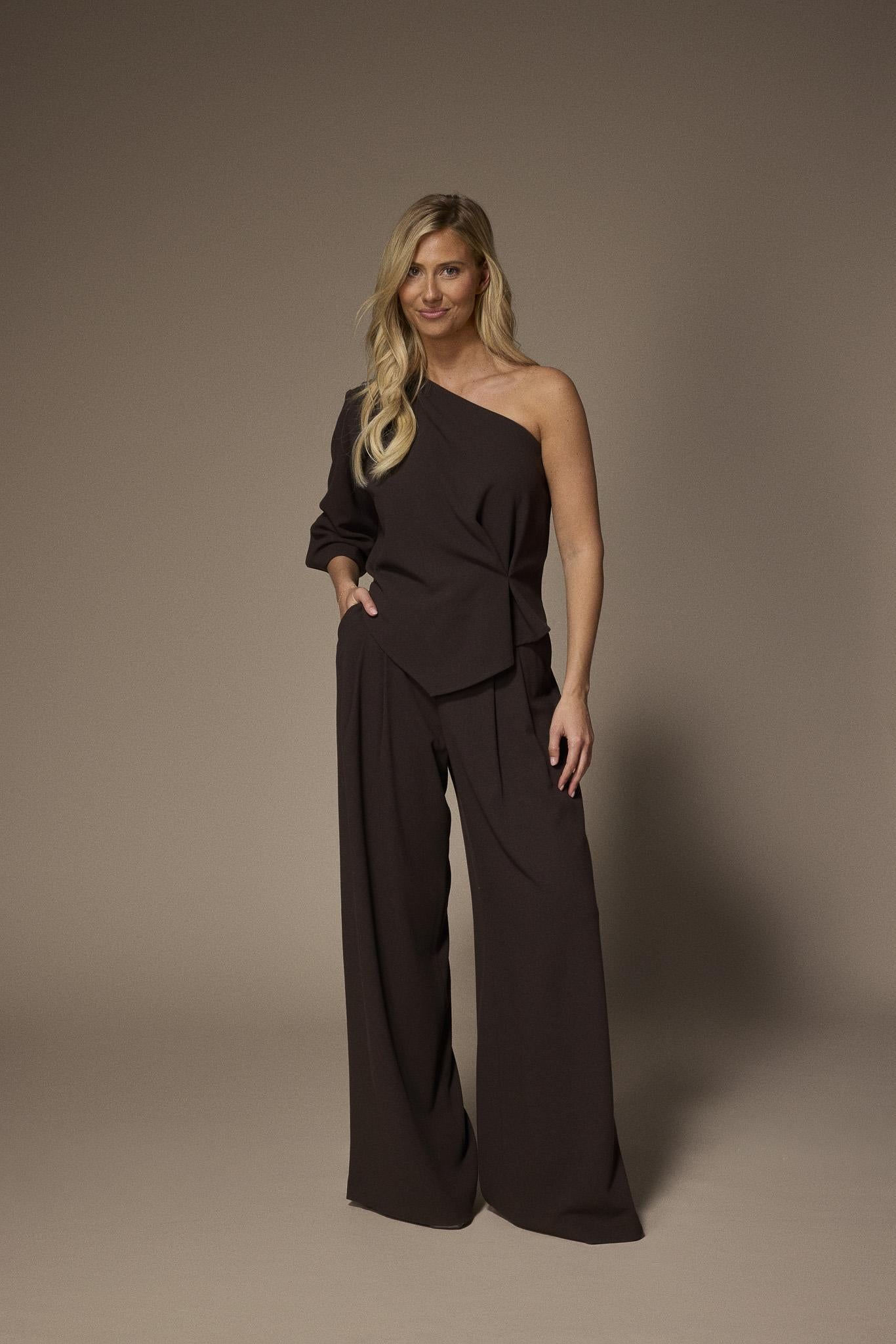 Seli one-shoulder top - Brown