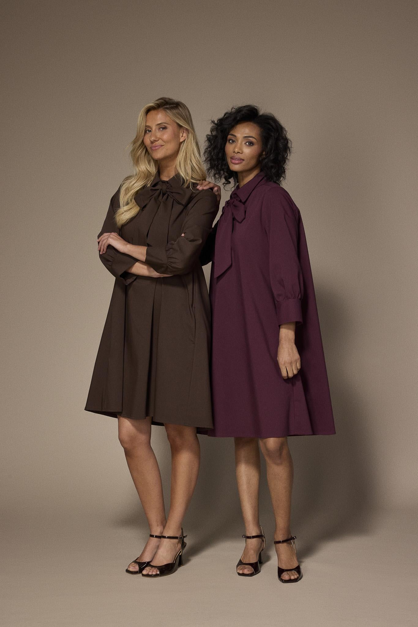 Sienna a-lijn jurk met afneembare strik - Brown