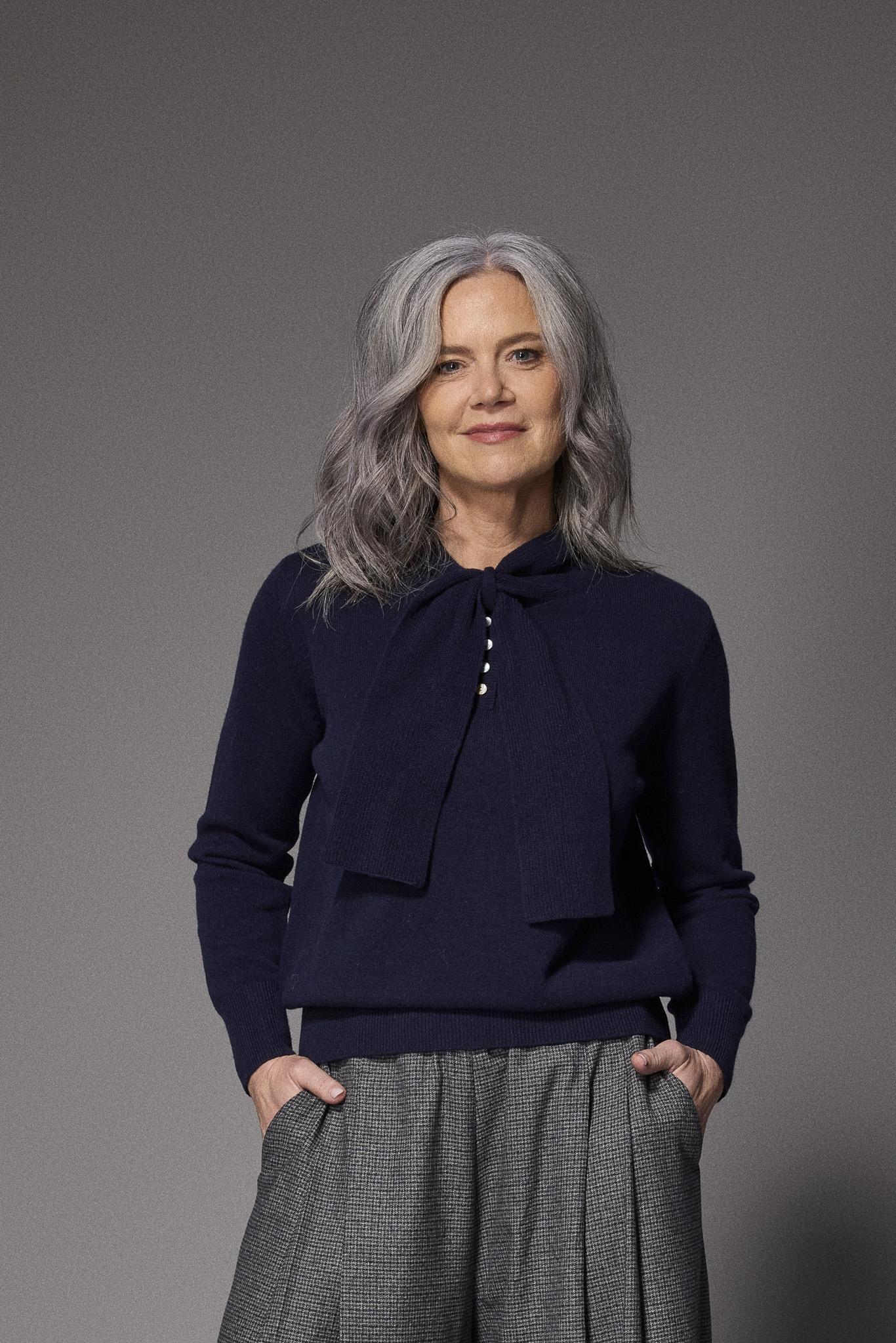 Emanu pull met sjaaltje - Navy