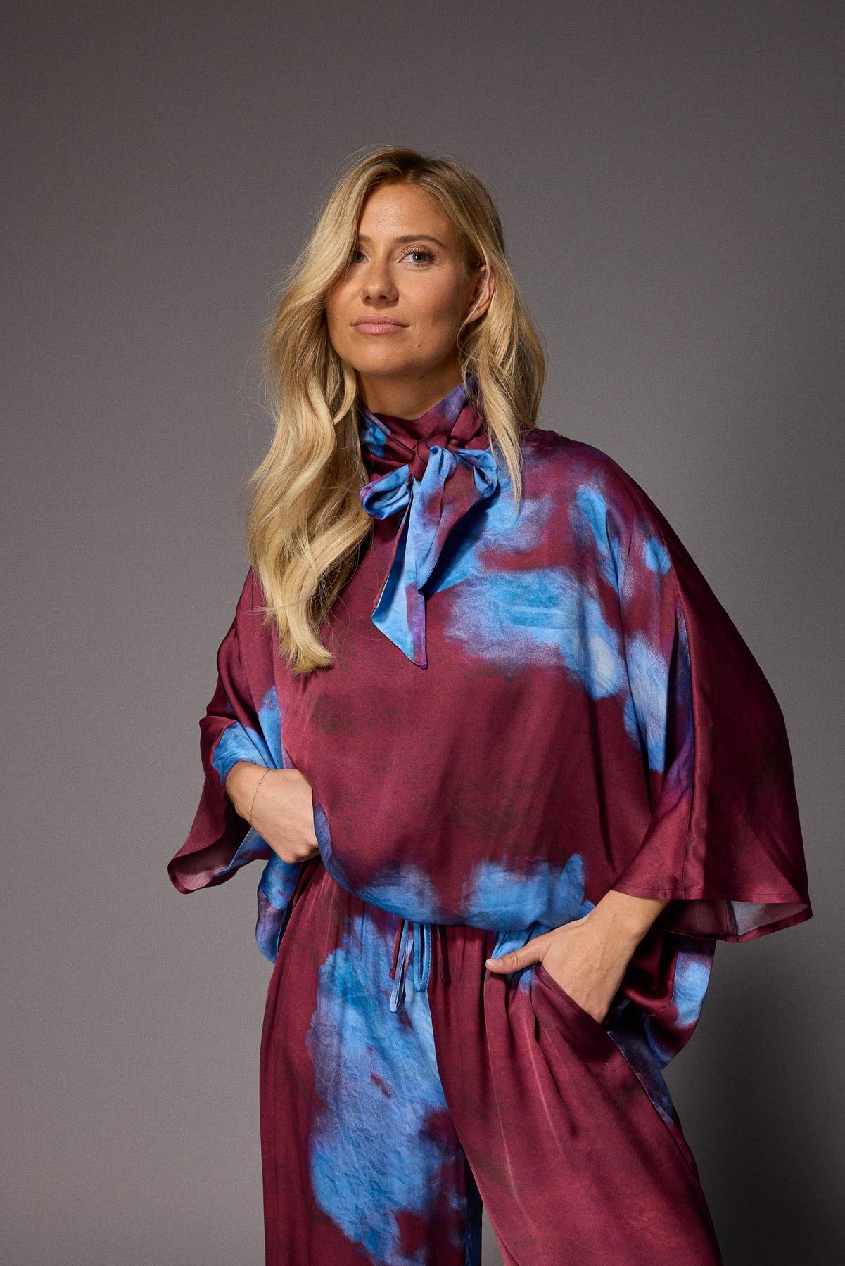 Gala flower satijnen blouse - Burgundy Flowers