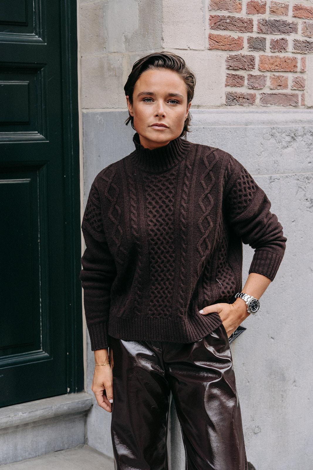 Cesare rolkraag met kabelpatroon - Dark Brown