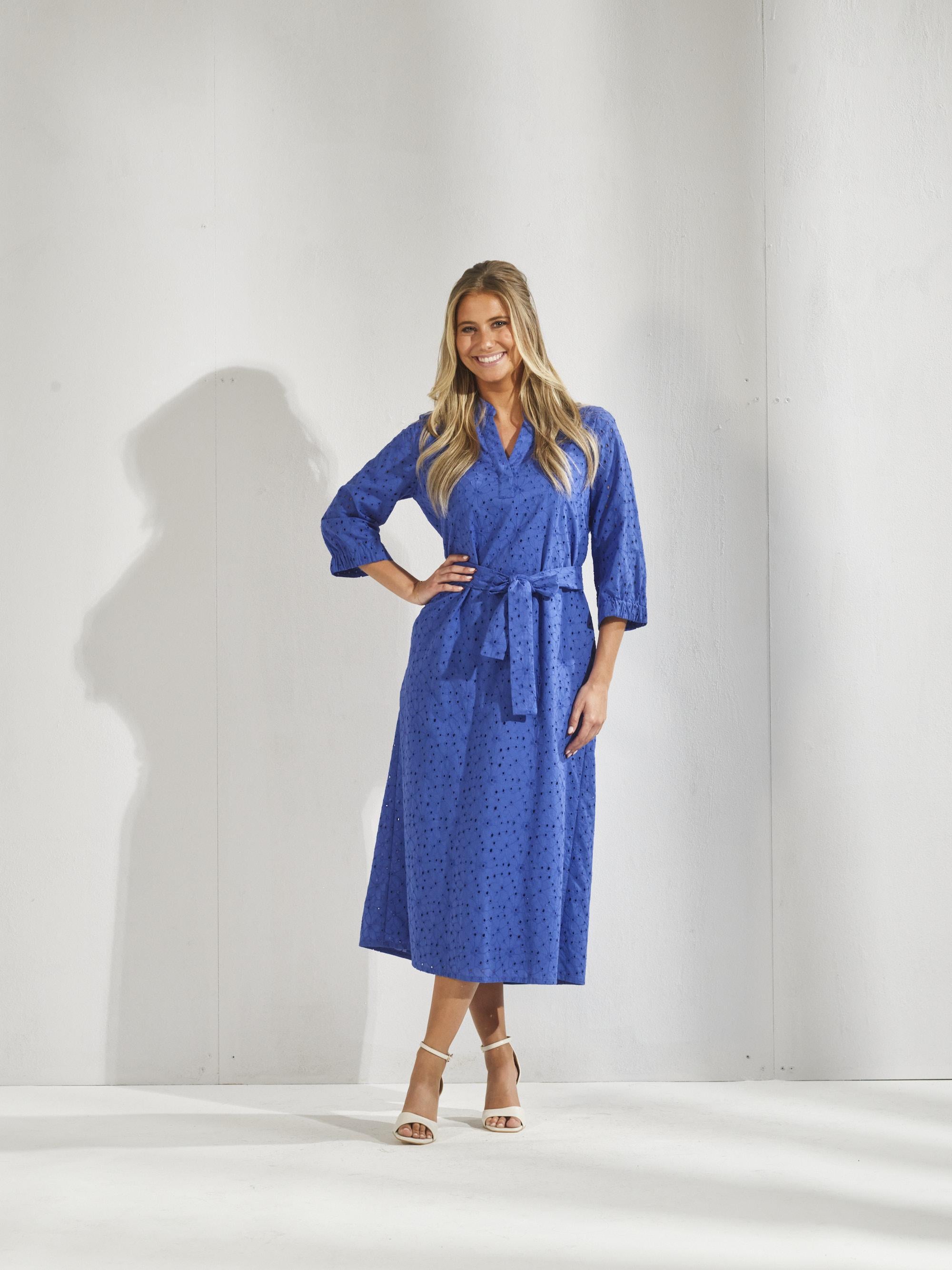 Lange jurk met tailleriem - Bic blauw