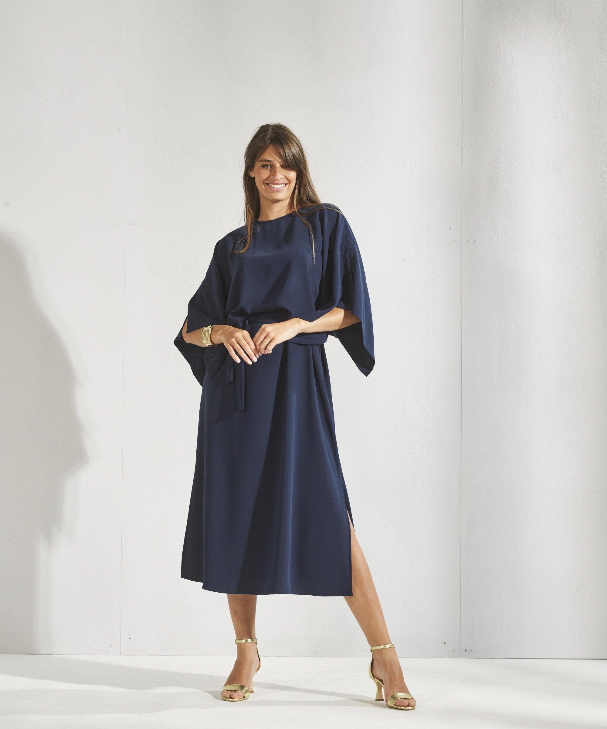 Mouwloze jurk met afneembare cape - Navy