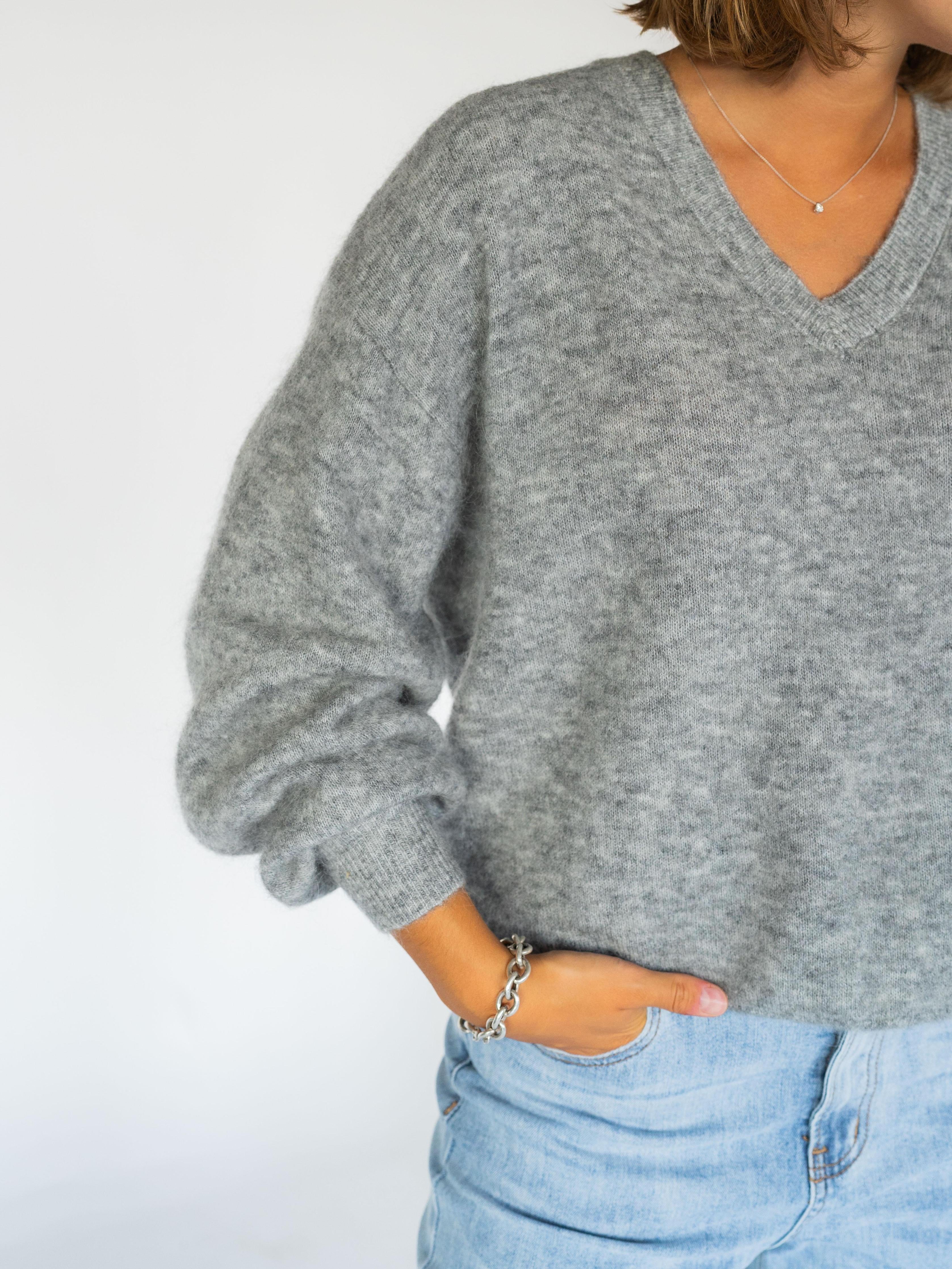 Pull in mohair met v-hals - Grijs