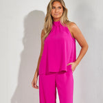 Haltertop met striksluiting - Fuxia