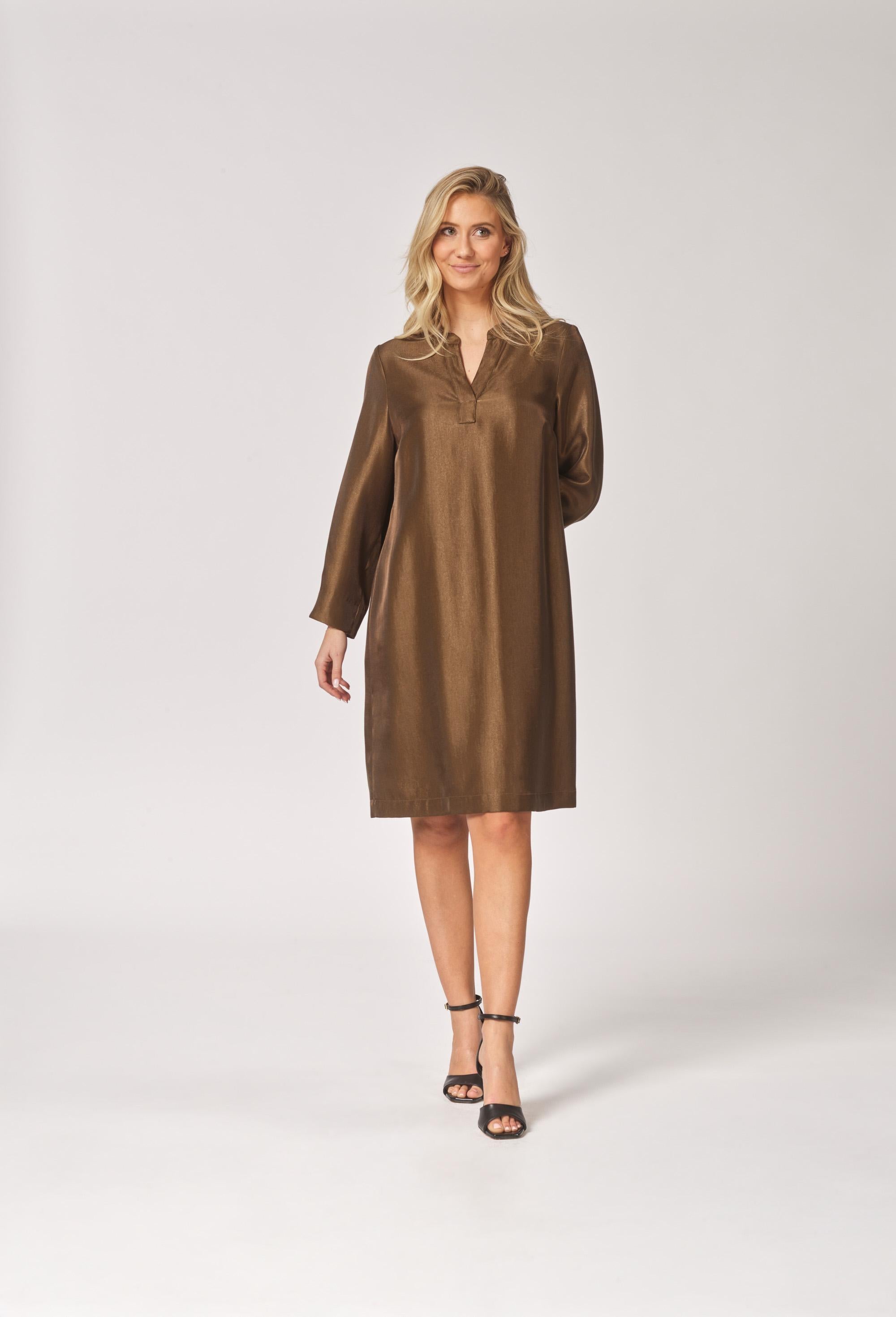 Satijnen jurk met v-hals - Olive