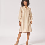 Satijnen jurk met v-hals - Gold