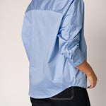 Oversized blouse met knoopdetail - Light blue