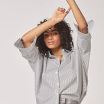 Oversized blouse met knoopdetail - Grey Stripe