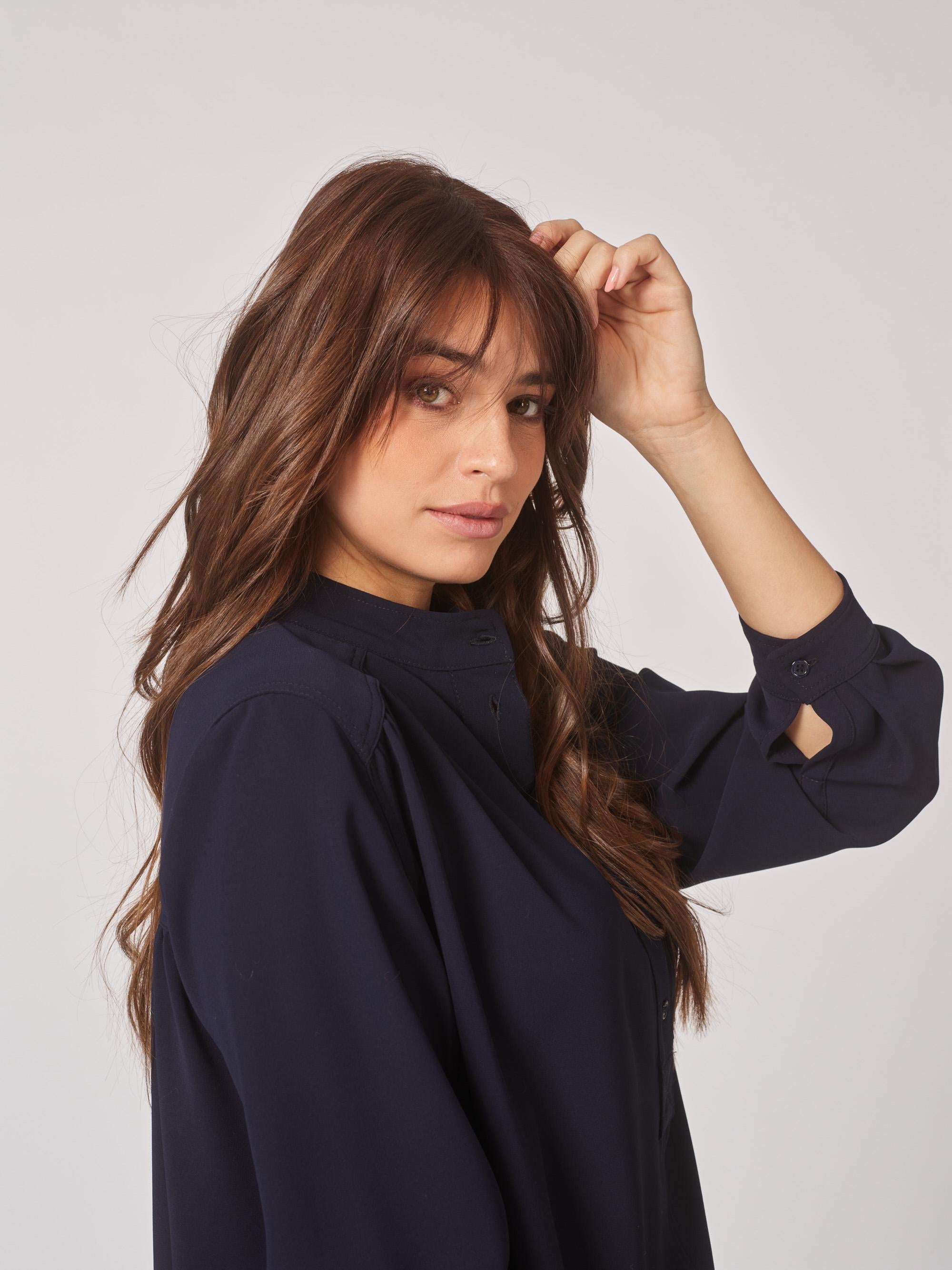 Soepelvallende blouse met rekker - Navy