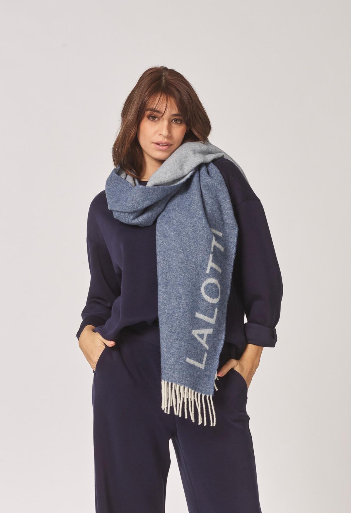 Sjaal met franjes - Mid blue