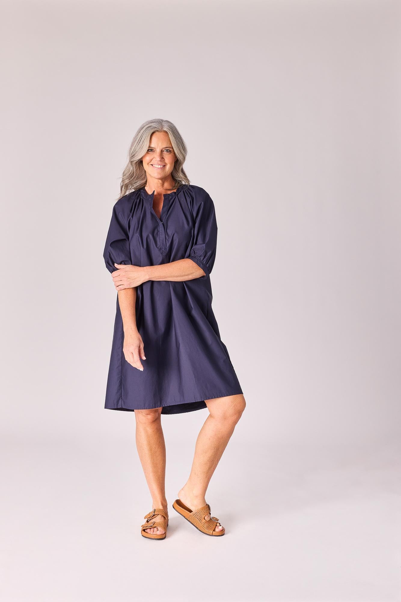 Jurk uit katoen met v-hals - Navy