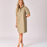 Korte jurk met smok - Pistache