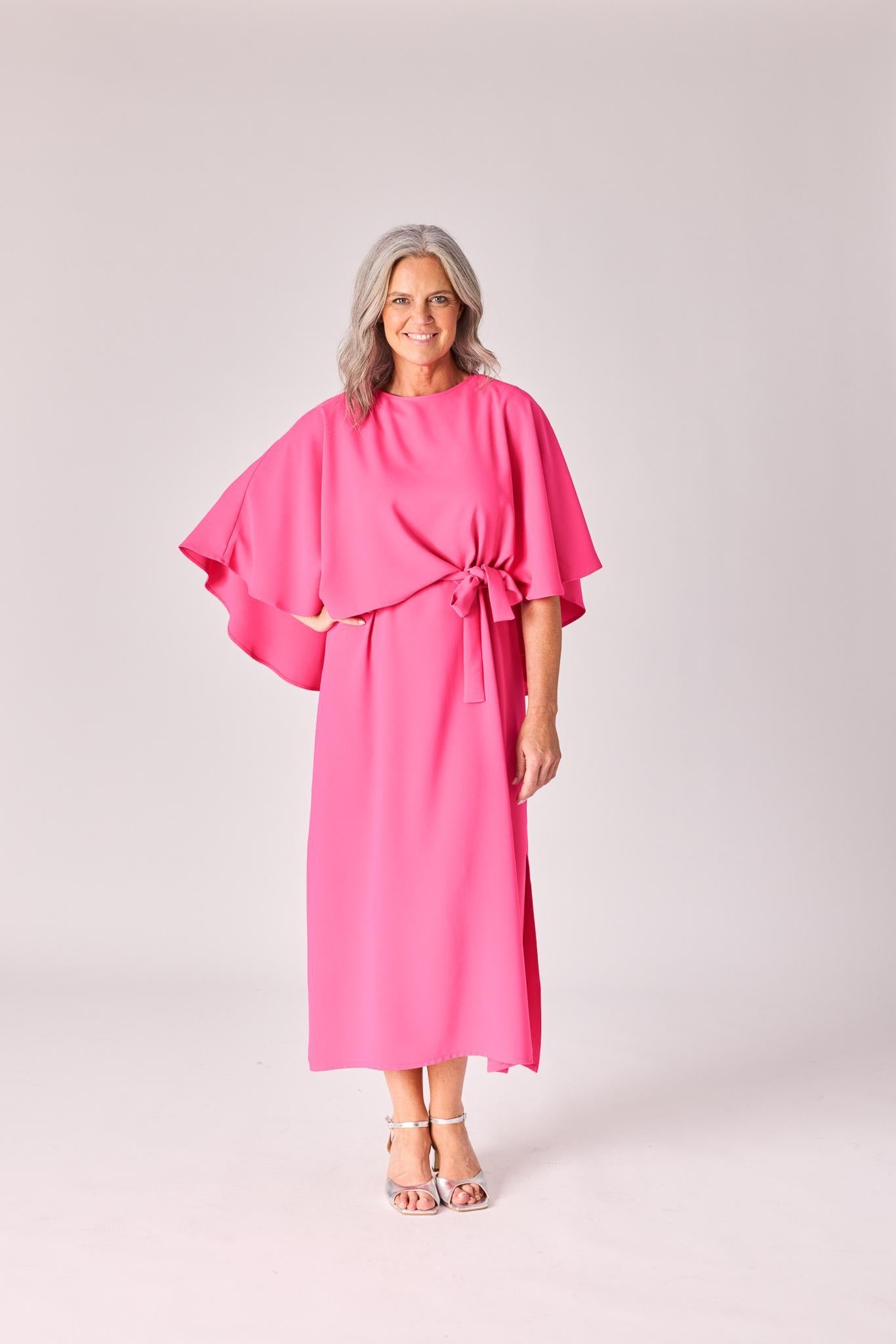 Mouwloze jurk met afneembare cape - Pink
