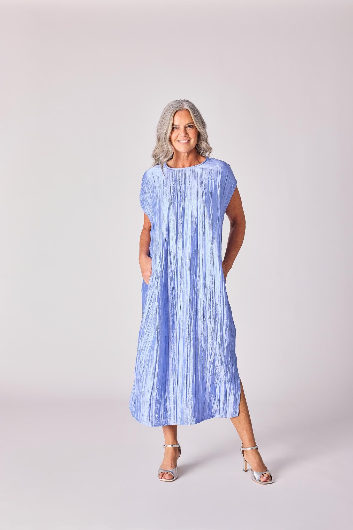 Lange jurk in frippé stof - Lavender blue