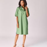 Kort jurk met rekkerdetail - Sage green