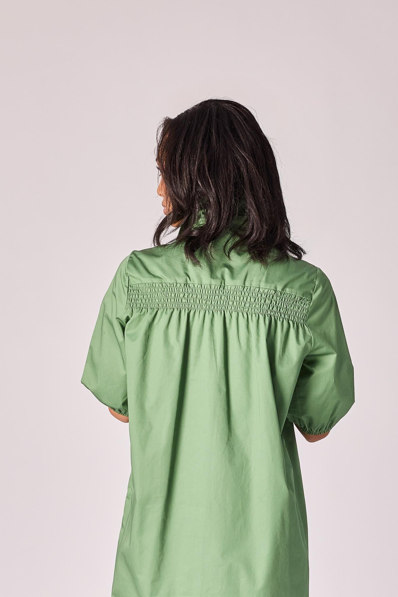 Kort jurk met rekkerdetail - Sage green