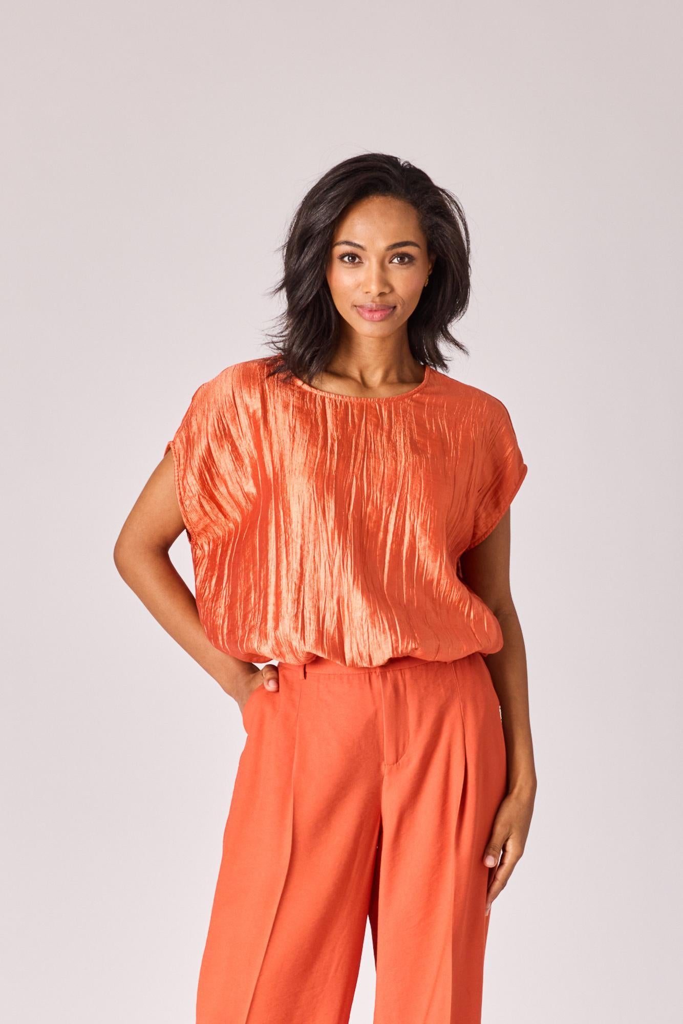 Top in frippé stof - Burnt orange